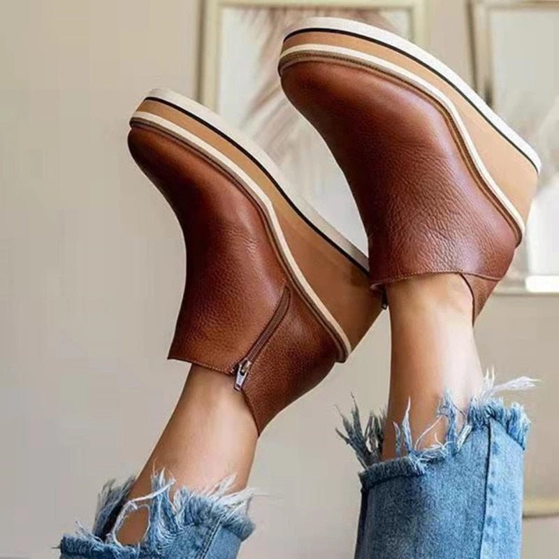Stylish Women's Ankle Boots with Platform