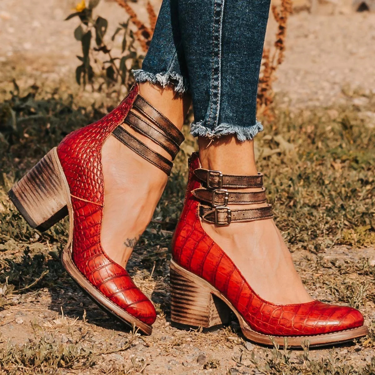 Comfortable Women's Ankle Strap Leather Shoes